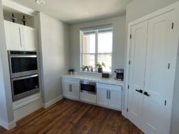 Kichen Butler's Pantry